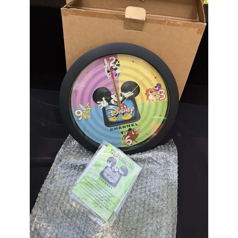 Brand New Vtg Disney Channel Mickey Battery Operated Collectible Wall Clock NIB